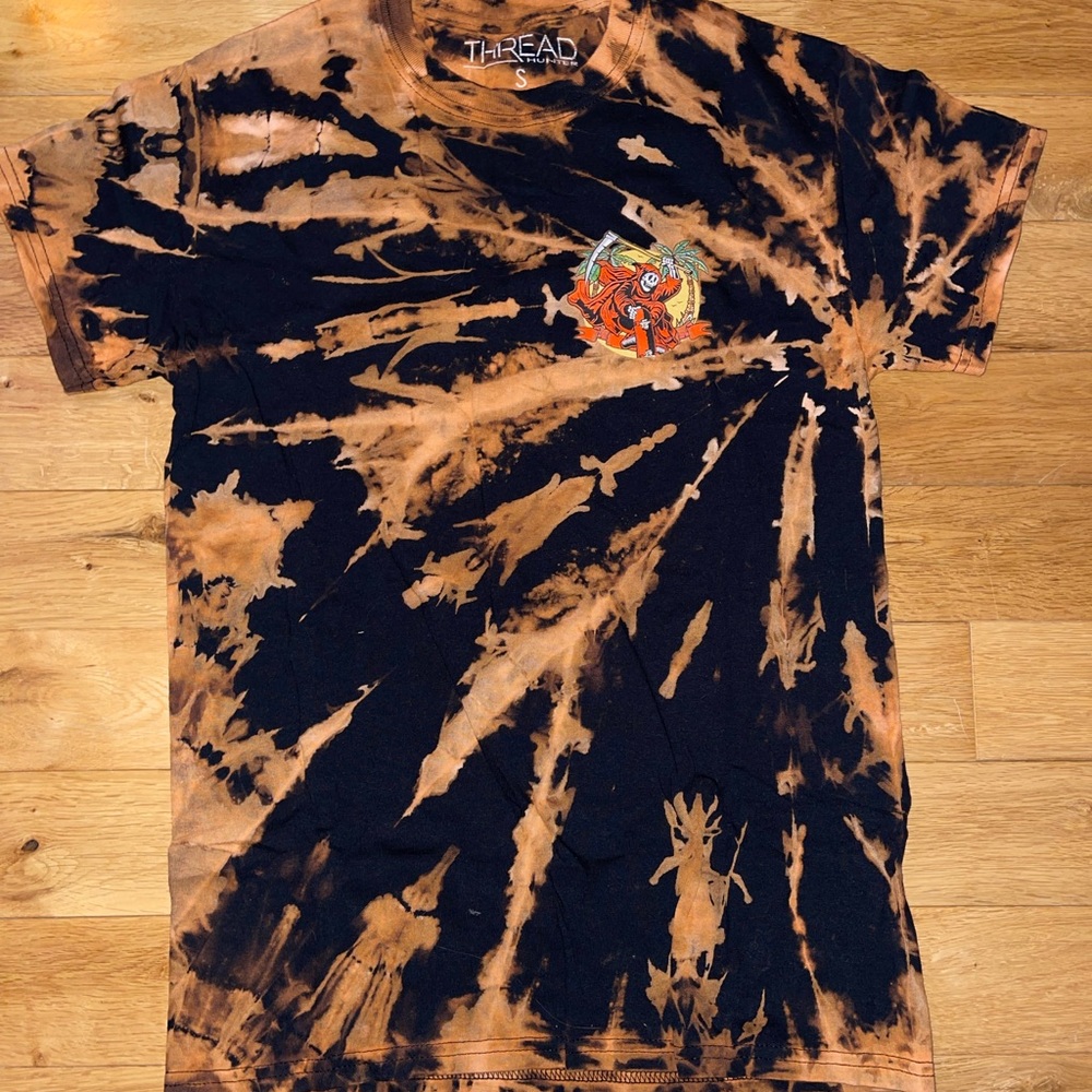 Bleached Tie Dyed Graphic T-Shirt